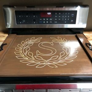 Meet your Posher, Angelia